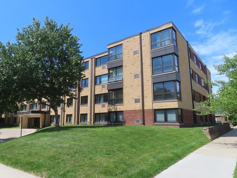 2500 Blaisdell Ave #211, Minneapolis, MN 55404
