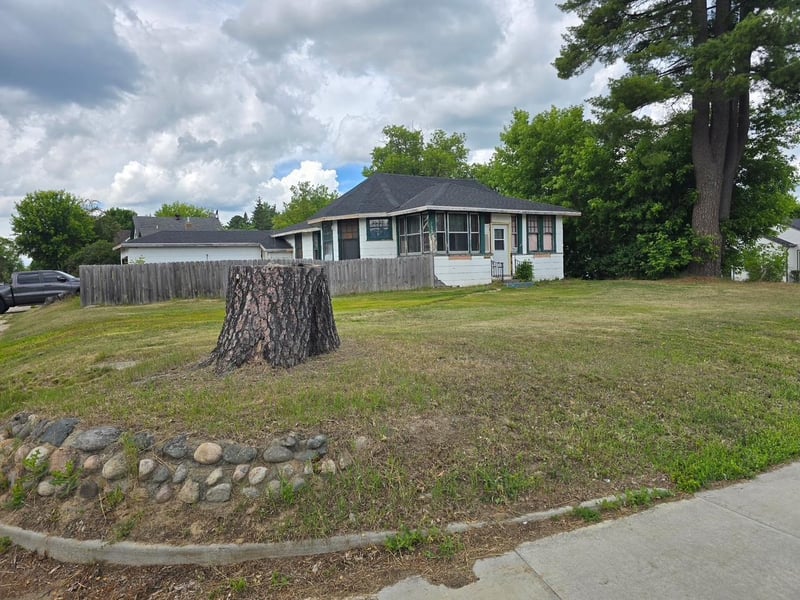 703 NW 3rd Ave, Grand Rapids, MN 55744