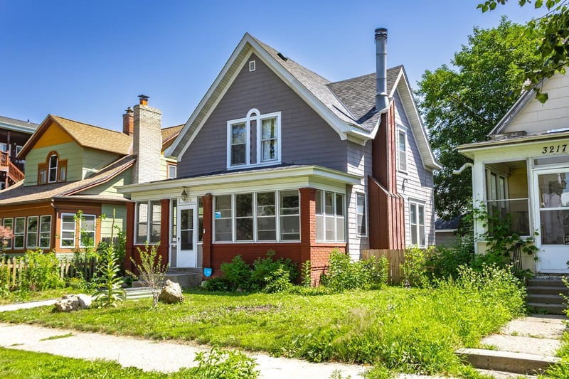 3215 Oakland Ave, Minneapolis, MN 55407