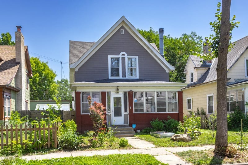 3215 Oakland Ave, Minneapolis, MN 55407