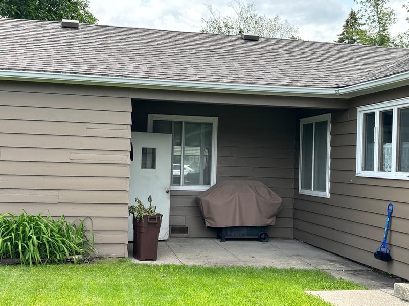 907 Arnold Ave N, Thief River Falls, MN 56701