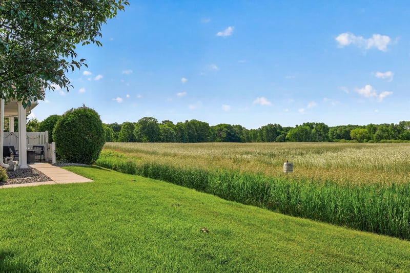 17107 Monroe Ct NW, Elk River, MN 55330