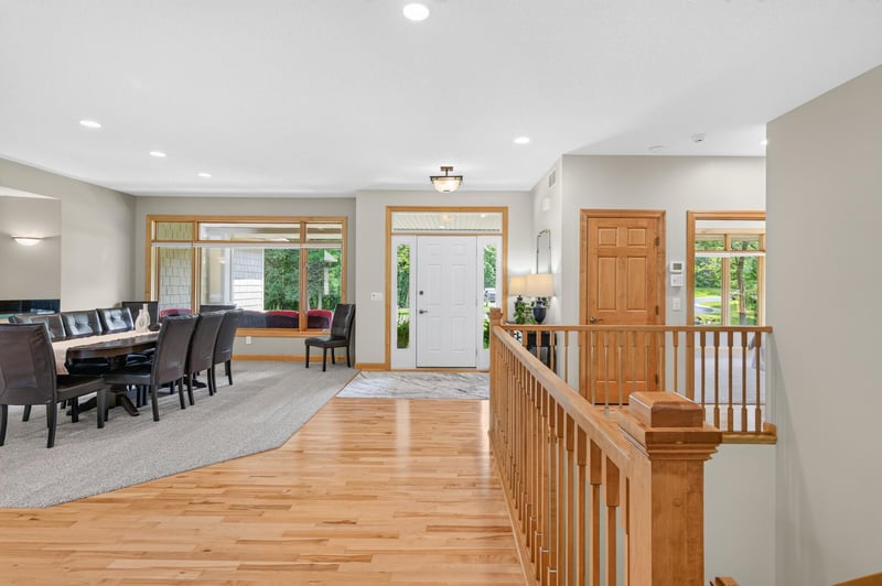 1187 105th St E, Inver Grove Heights, MN 55077