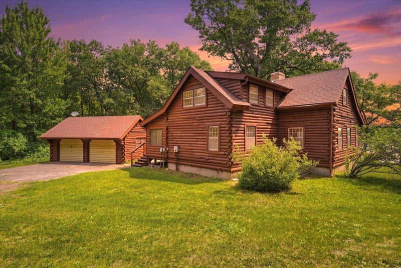 22498 Little Deer Rd, Siren, WI 54872