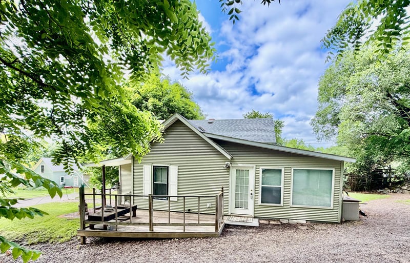 305 Garfield St S, Lake Benton, MN 56149