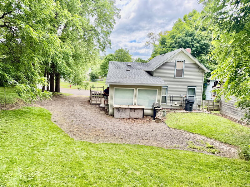 305 Garfield St S, Lake Benton, MN 56149
