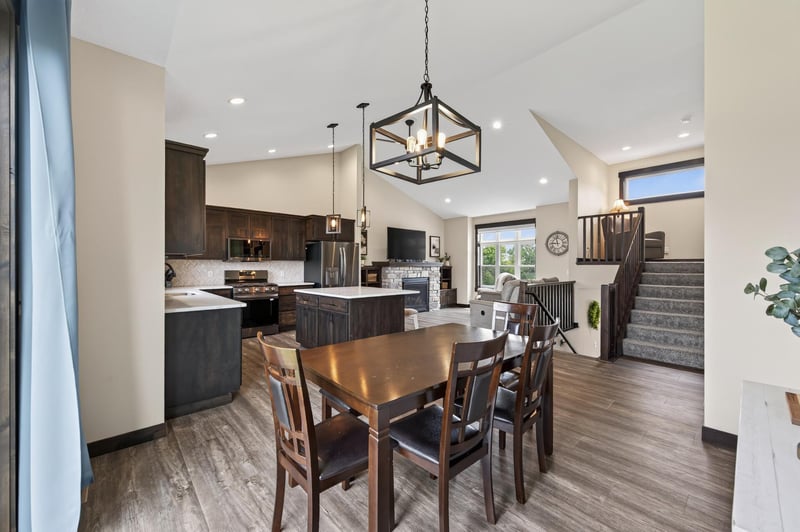 411 Westwood Dr, River Falls, WI 54022