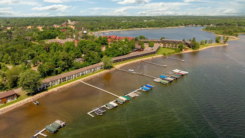 9151 Breezy Point Dr, Breezy Point, MN 56472