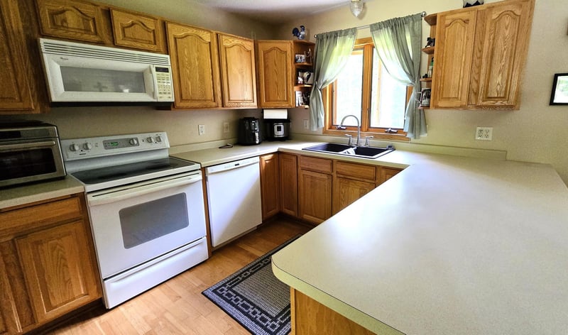 22565 Walkerbrook Dr, Bagley, MN 56621