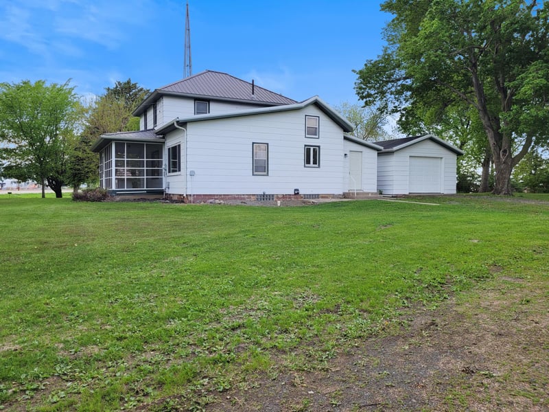 411 State Highway 19, Franklin, MN 55333