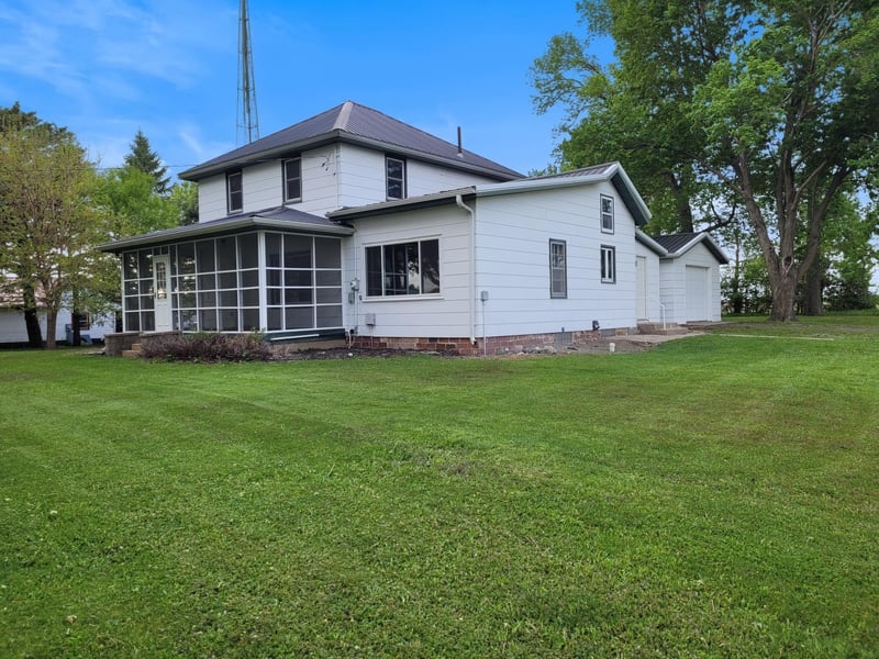 411 State Highway 19, Franklin, MN 55333
