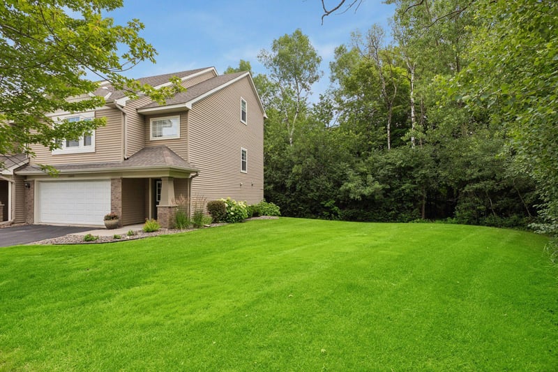 5000 Everest Ln N, Plymouth, MN 55446