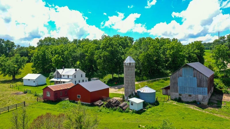 20860 Grosbeak Rd, Lanesboro, MN 55949