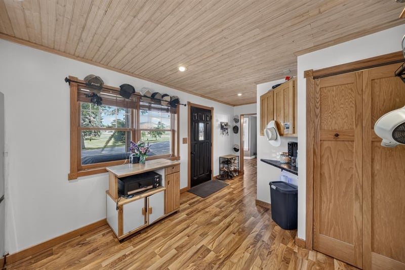 202 Pine St, Fountain, MN 55935