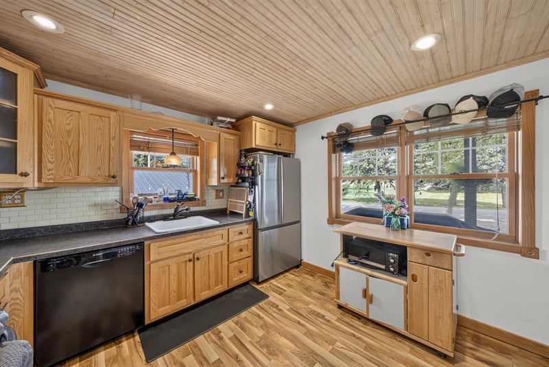 202 Pine St, Fountain, MN 55935