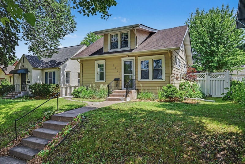 2623 Mckinley St NE, Minneapolis, MN 55418