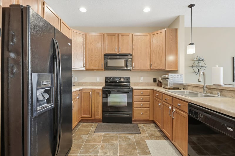 8336 Emery Pw N, Champlin, MN 55316