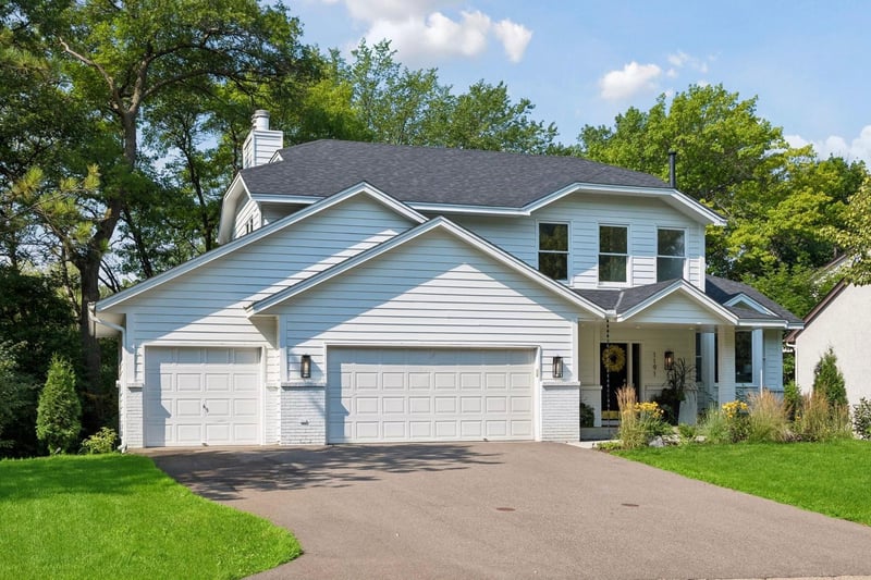 1191 Duckwood Trl, Eagan, MN 55123