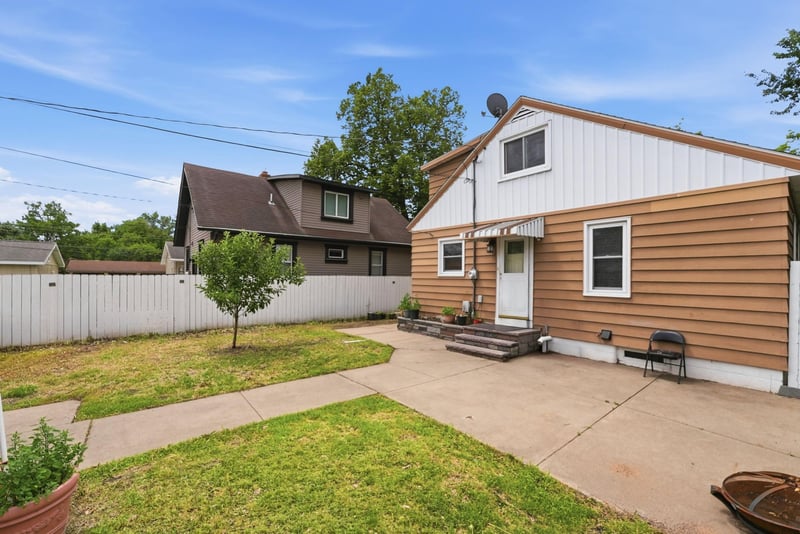 108 21st Ave N, Saint Cloud, MN 56303