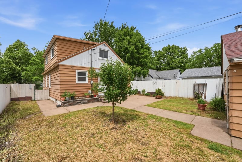 108 21st Ave N, Saint Cloud, MN 56303