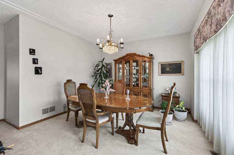 2230 Woodbridge Way, Woodbury, MN 55125