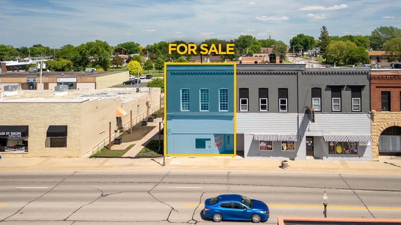 118 Main St N, Stewartville, MN 55976