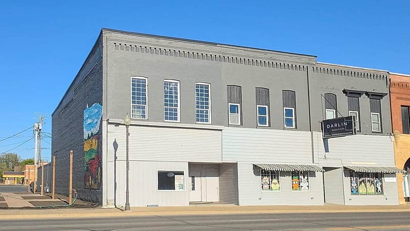 118 Main St N, Stewartville, MN 55976