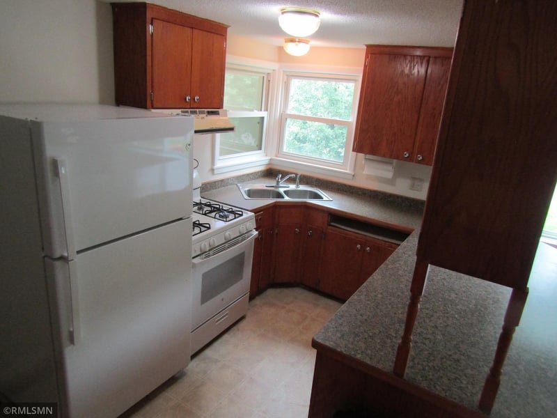 25 W 7th St, Rush City, MN 55069