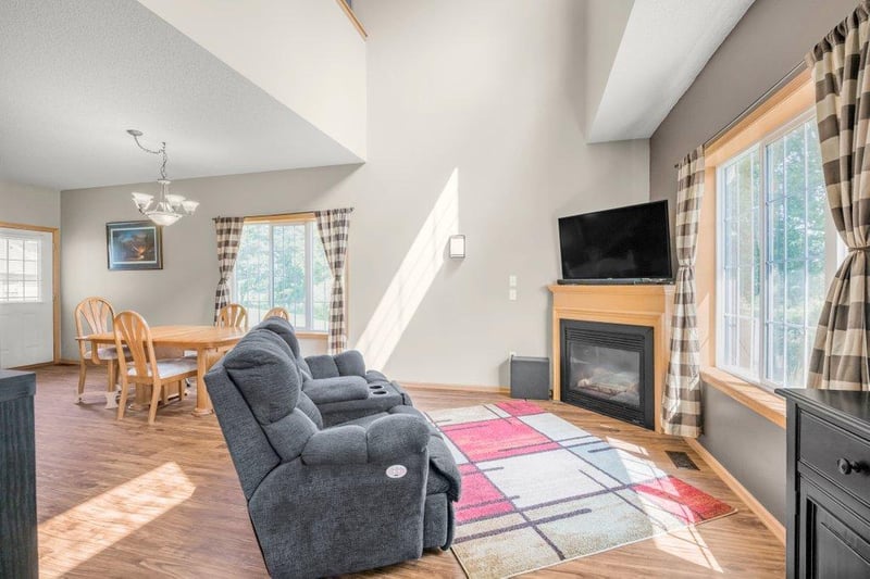 12874 Drake Cir NW, Coon Rapids, MN 55448