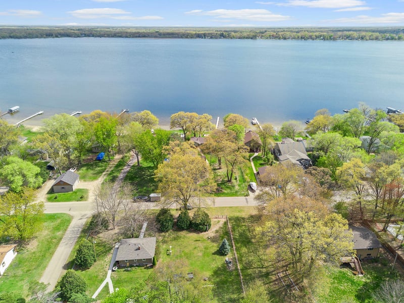 18417 Lakeview Point Dr NE, East Bethel, MN 55092