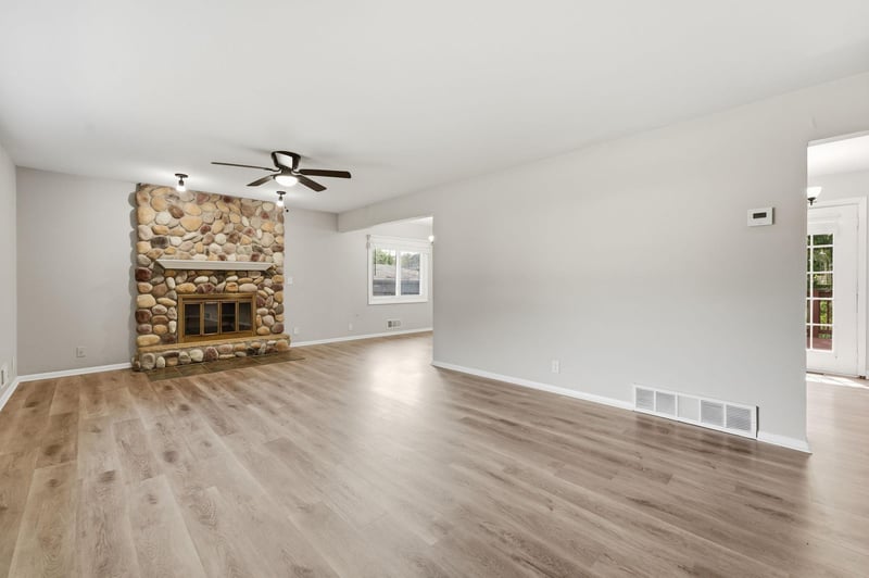 6407 Orchard Ave N, Brooklyn Park, MN 55429
