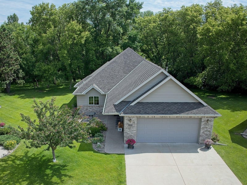 105 Harmon Ln, Litchfield, MN 55355