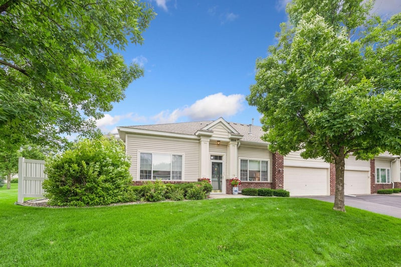 2014 Stahlke Way, Chaska, MN 55318