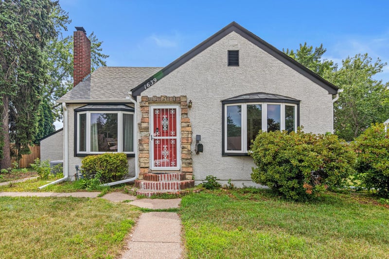 1639 Chamber St, Saint Paul, MN 55106