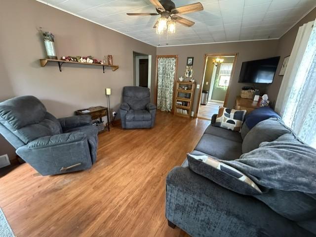 316 Oak St, Breckenridge, MN 56520