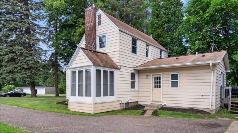 1880 Furness St, Maplewood, MN 55109