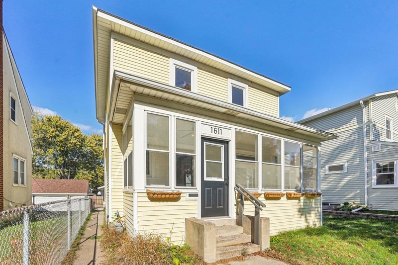 1611 Edmund Ave, Saint Paul, MN 55104
