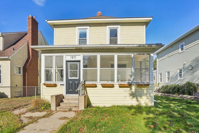 1611 Edmund Ave, Saint Paul, MN 55104