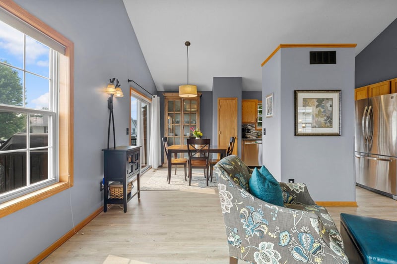 7527 Hampton Ln, Shakopee, MN 55379