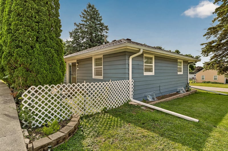 1401 10th St NE, Rochester, MN 55906