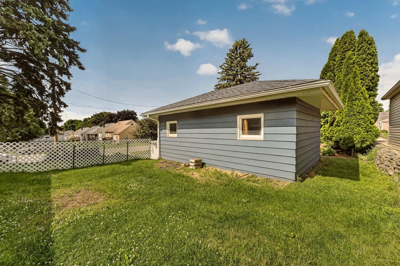 1401 10th St NE, Rochester, MN 55906