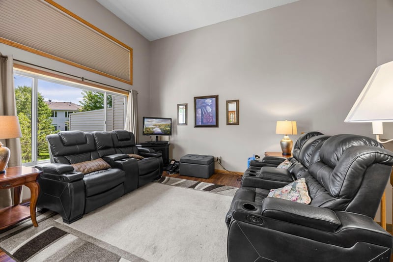 18828 Inca Ave, Lakeville, MN 55044
