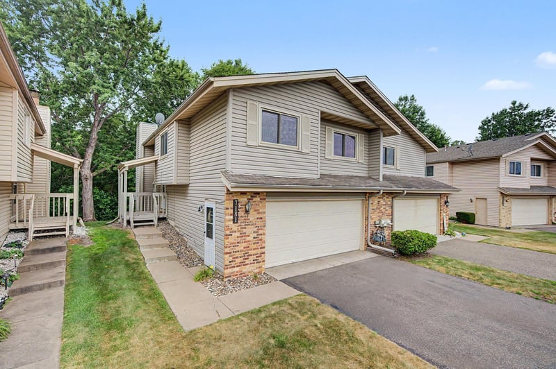 7181 Unity Ave N, Brooklyn Center, MN 55429