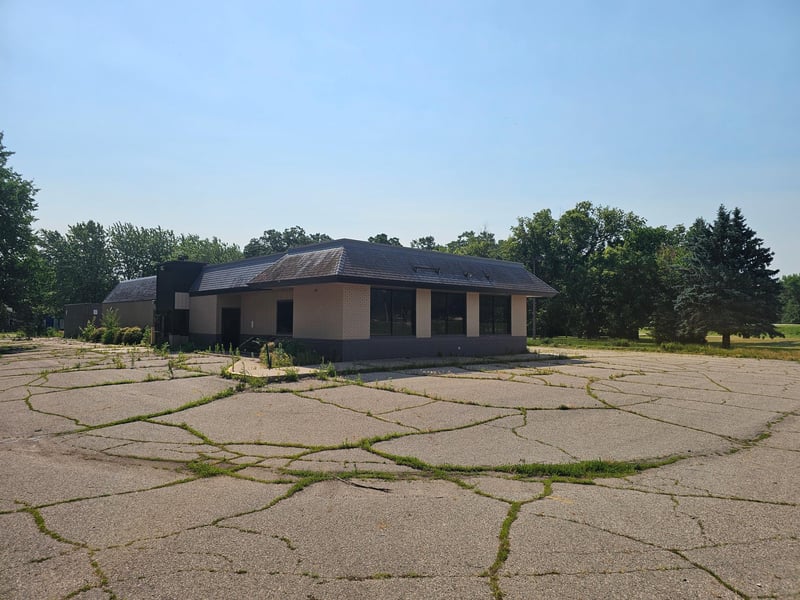 586 SW 1st St, Montevideo, MN 56265