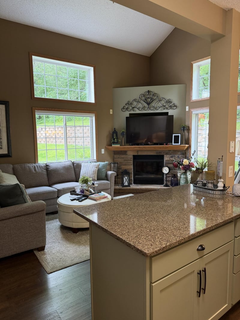 6849 Pine Crest Trl S, Cottage Grove, MN 55016