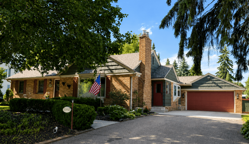 1715 Preston Ln, Hopkins, MN 55343