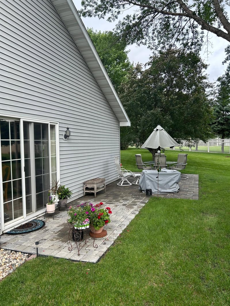 2532 7th Ave SE, Willmar, MN 56201
