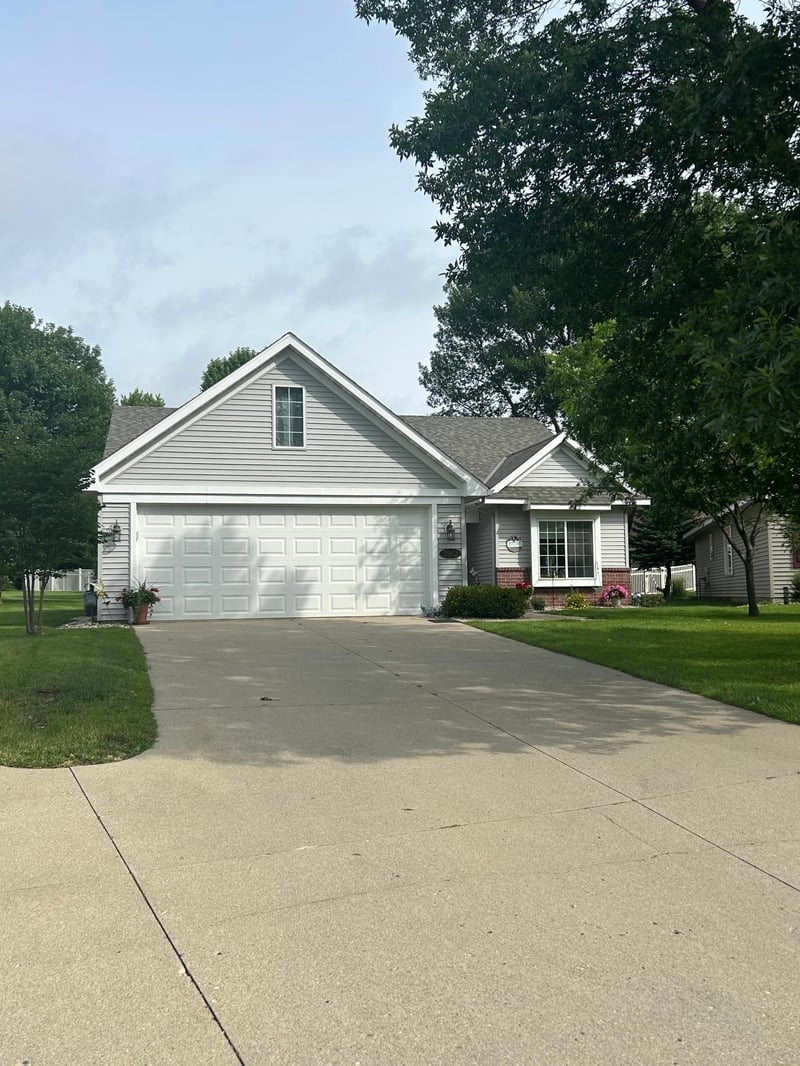 2532 7th Ave SE, Willmar, MN 56201