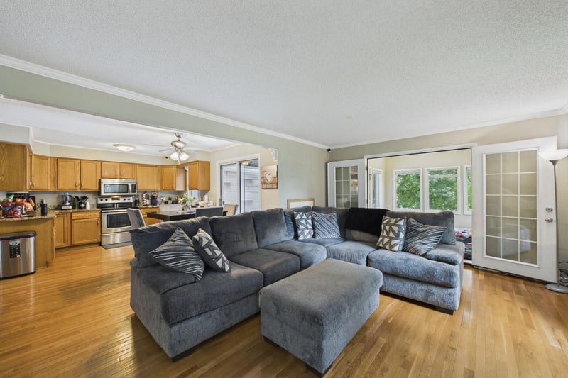 4400 Churchill St, Shoreview, MN 55126