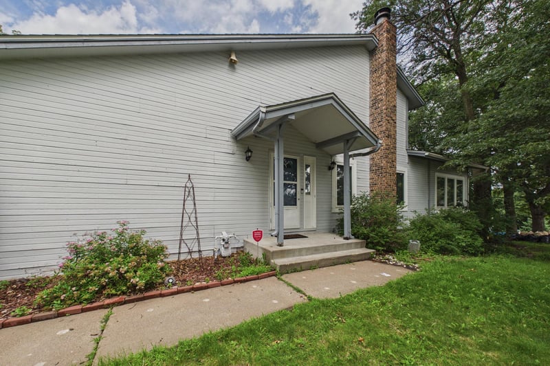 4400 Churchill St, Shoreview, MN 55126